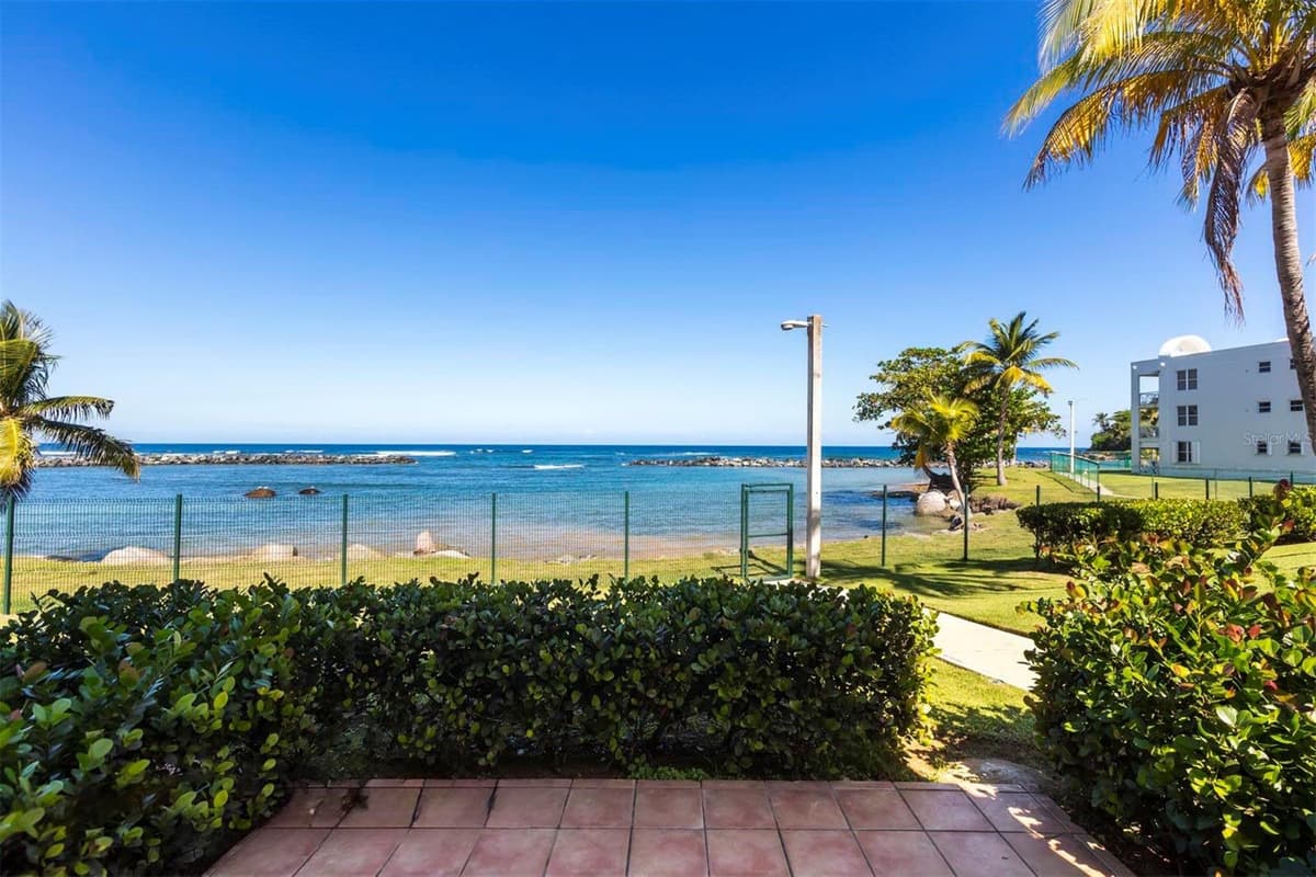 Dorado del Mar Blvd OCEAN VILLAS — photo 8 of 13