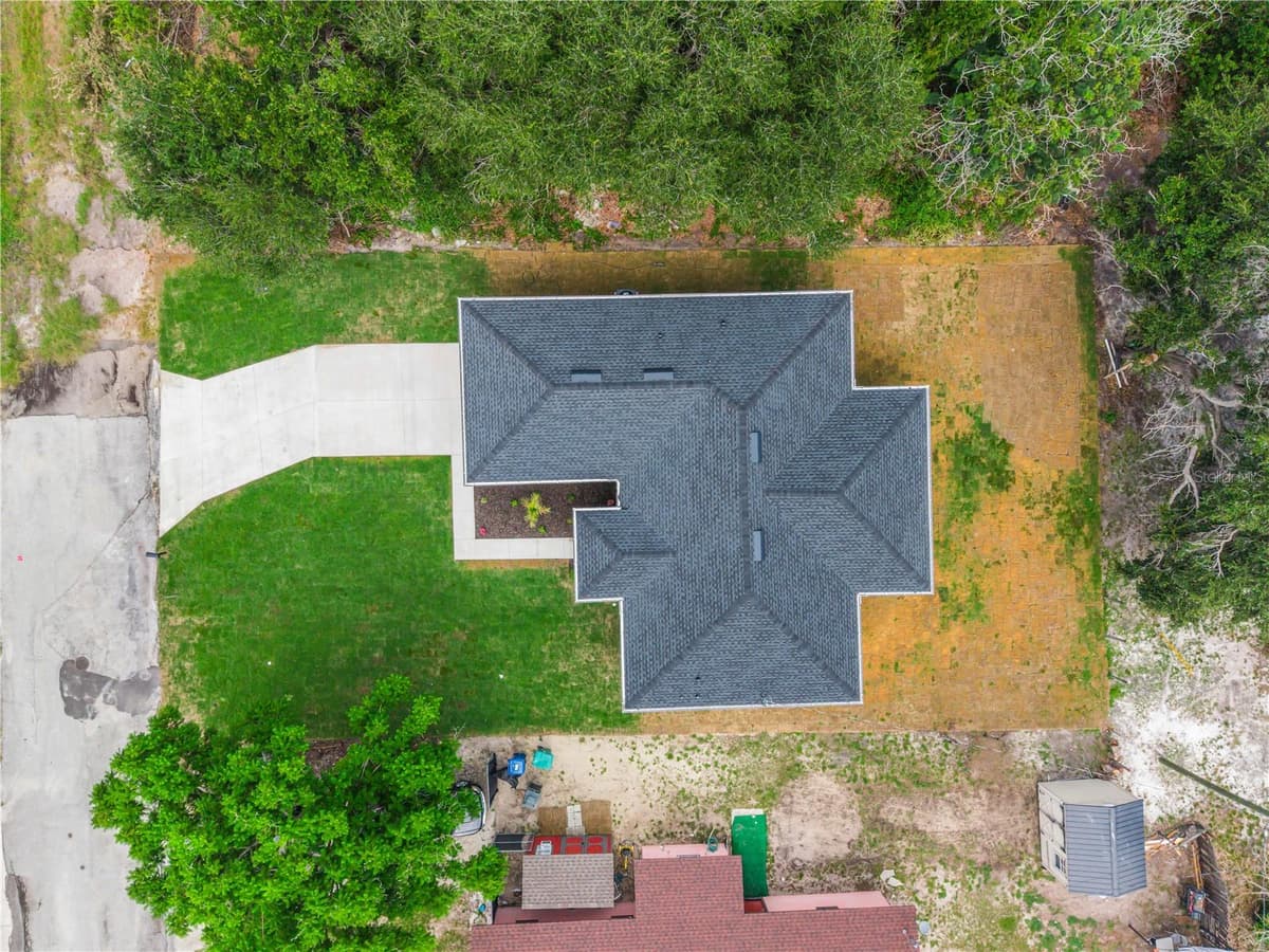 222 FLORIDA AVENUE — photo 40 of 42