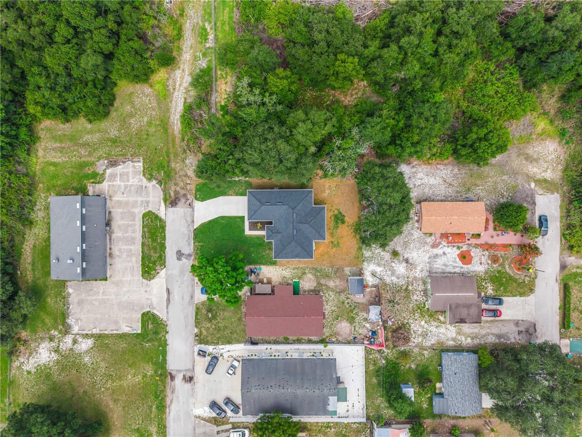 222 FLORIDA AVENUE — photo 39 of 42