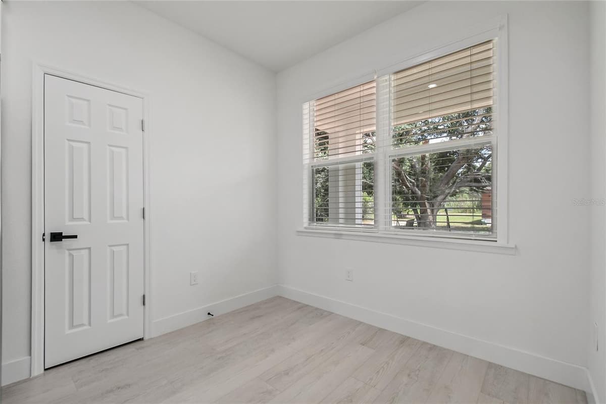 222 FLORIDA AVENUE — photo 21 of 42