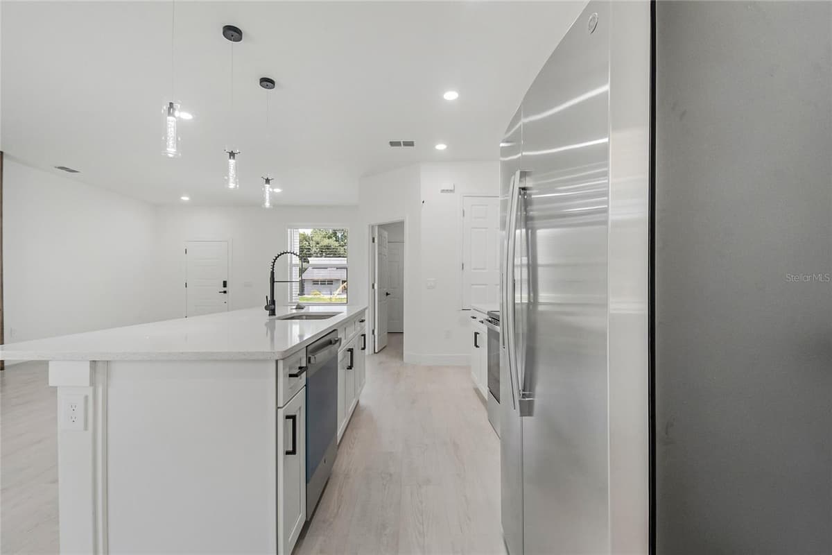 222 FLORIDA AVENUE — photo 19 of 42