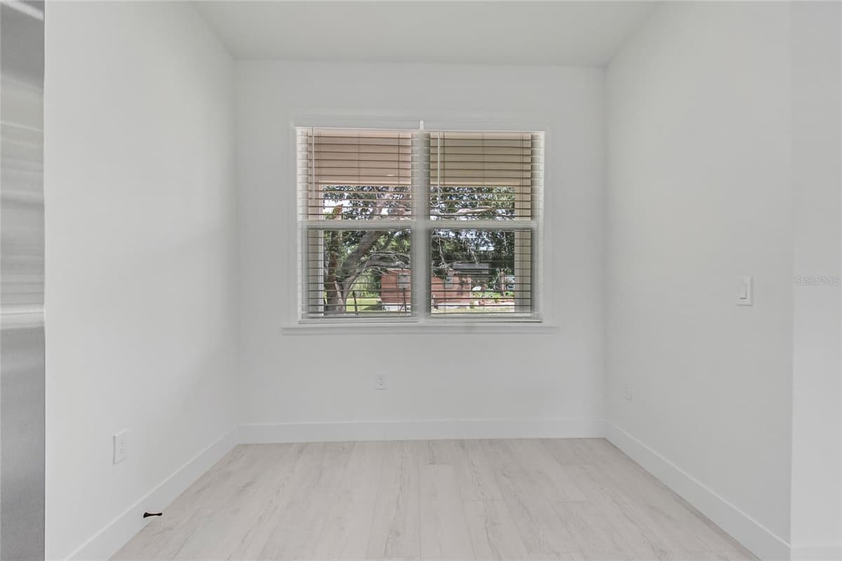 222 FLORIDA AVENUE — photo 22 of 42