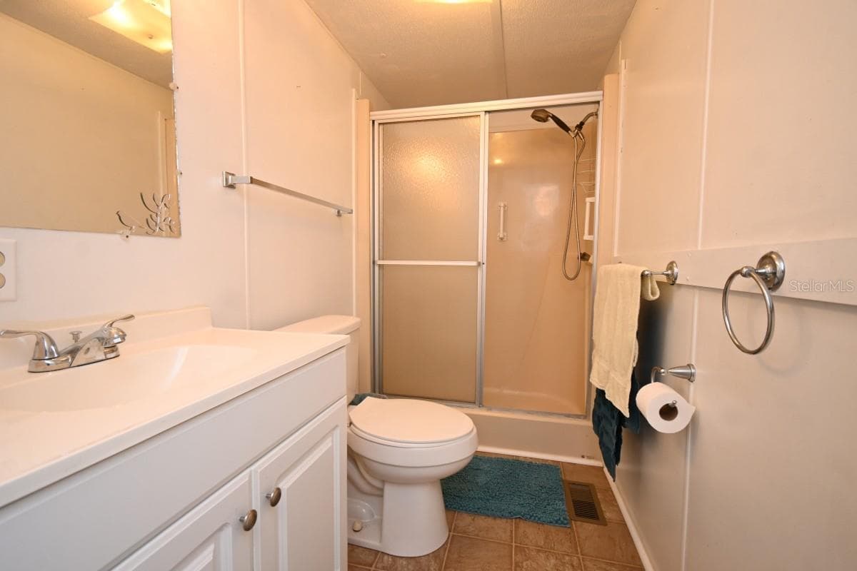 34940 FRASER STREET — photo 12 of 35