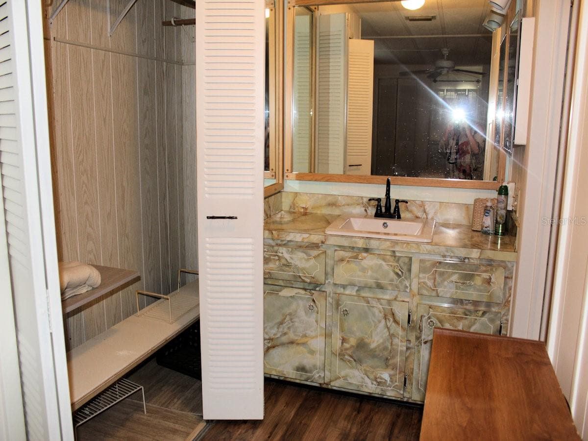 476 NEEDLE PALM STREET — photo 13 of 14