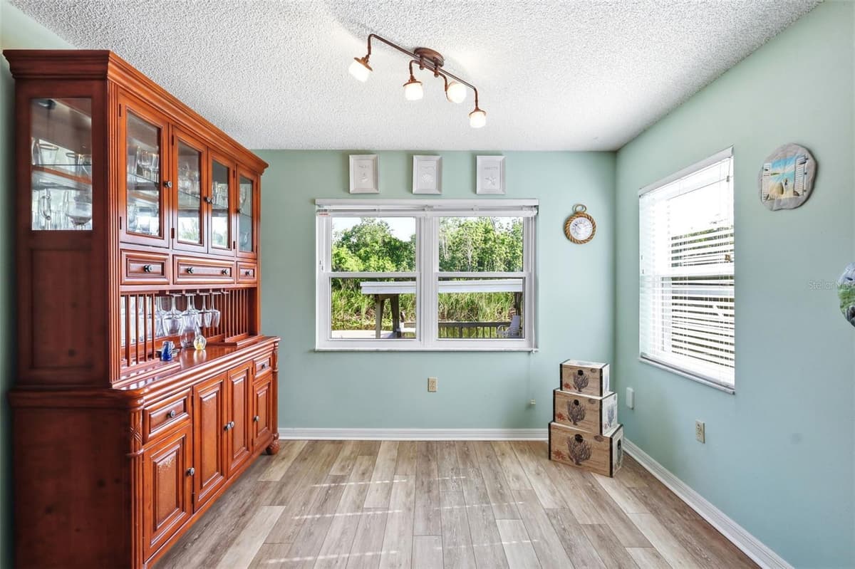 26638 COVE DRIVE — photo 15 of 46