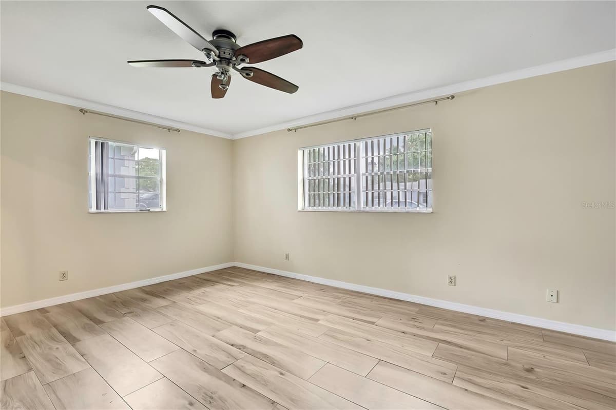 8801 MANOS CIRCLE — photo 15 of 20