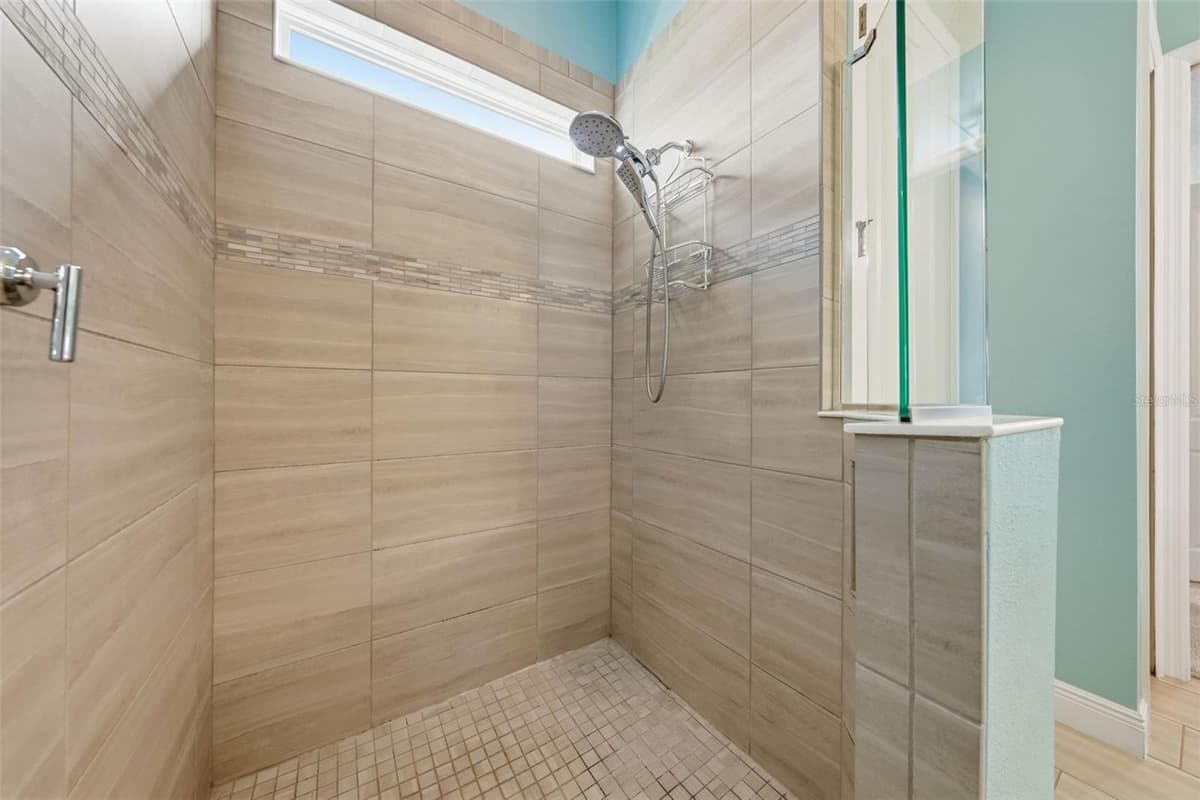 8707 PROVIDENCE CT — photo 21 of 68