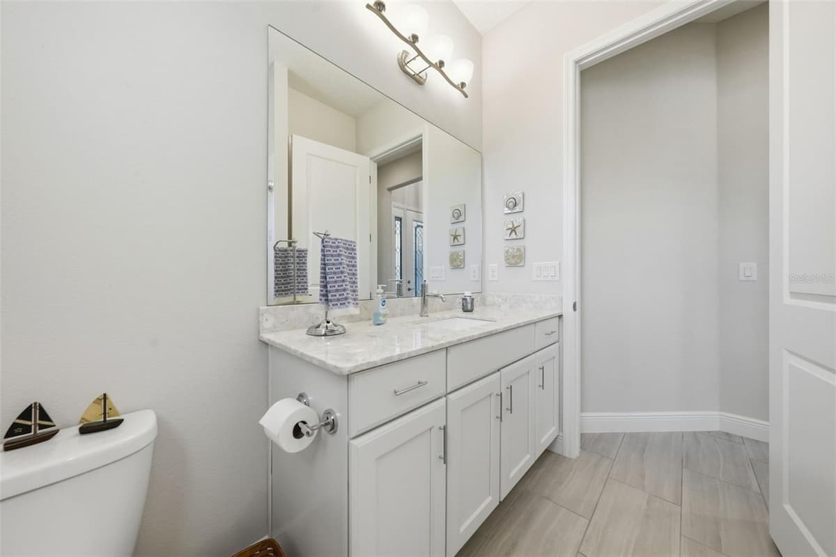 8707 PROVIDENCE CT — photo 13 of 68