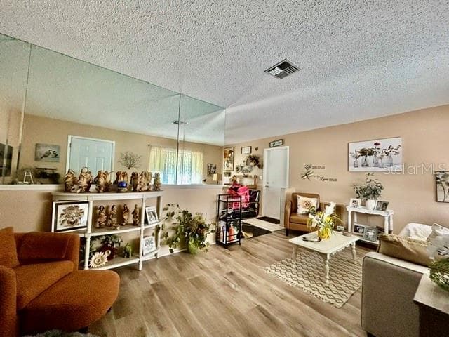 3205 HARROW ROAD — photo 3 of 14
