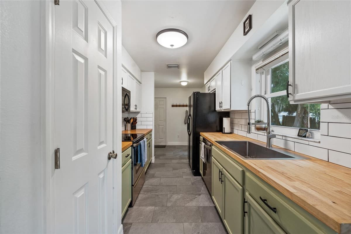 513 DOROTHY CIRCLE — photo 8 of 30