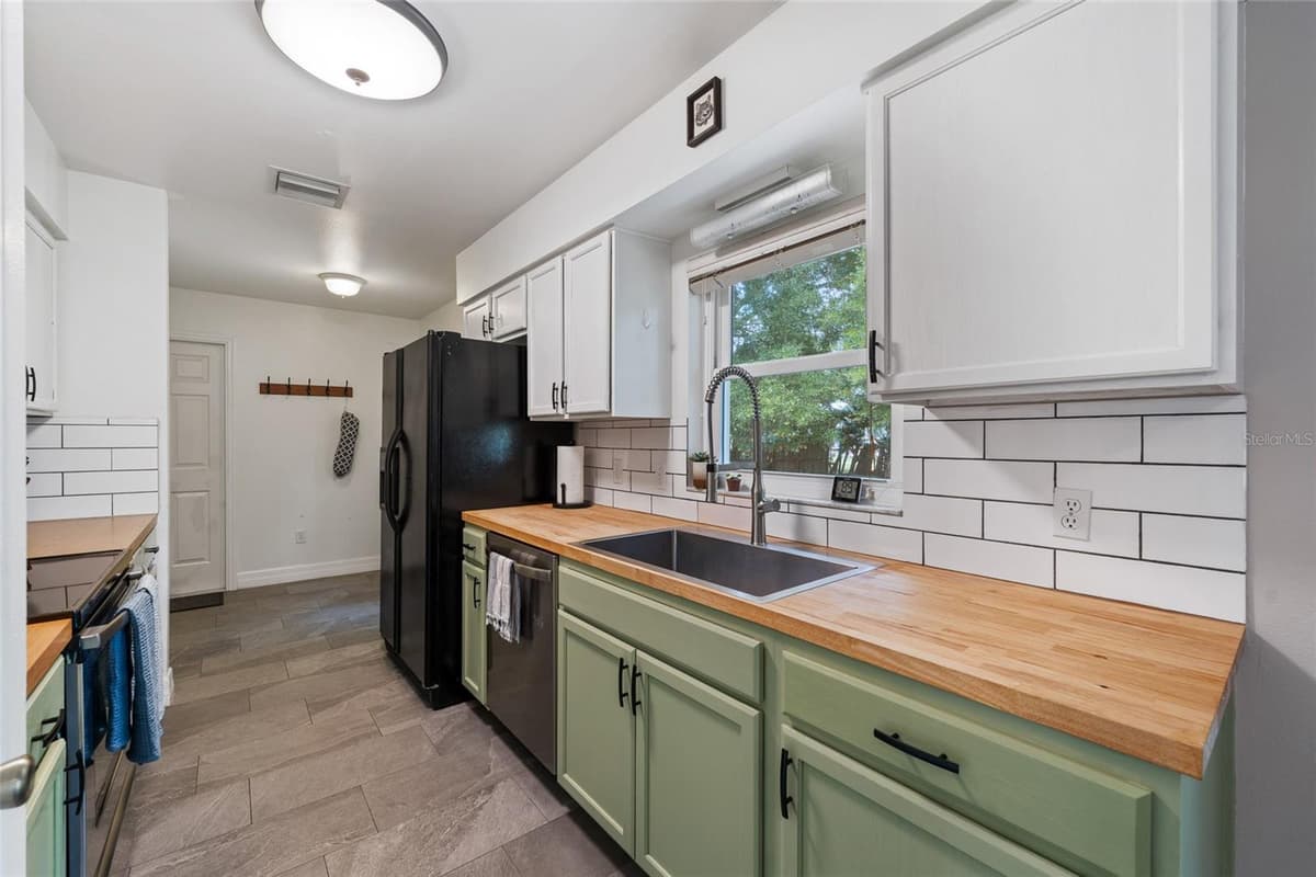 513 DOROTHY CIRCLE — photo 9 of 30
