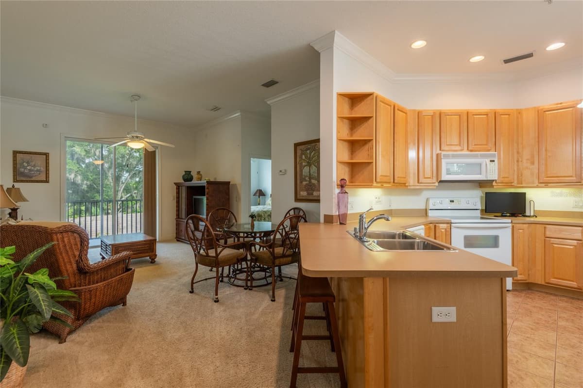 6815 DALI AVENUE — photo 3 of 24