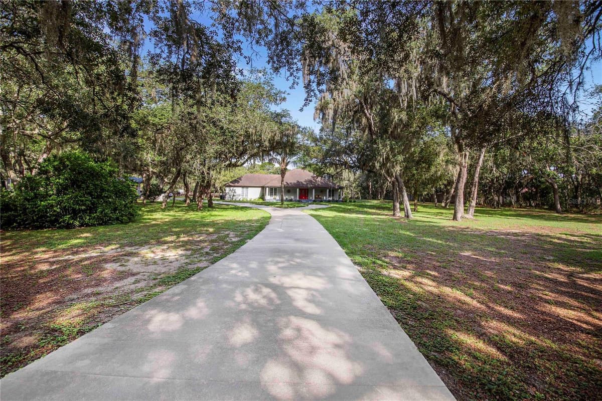 10740 JIM EDWARDS ROAD — photo 5 of 67