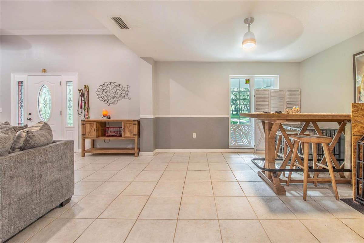 10740 JIM EDWARDS ROAD — photo 10 of 67