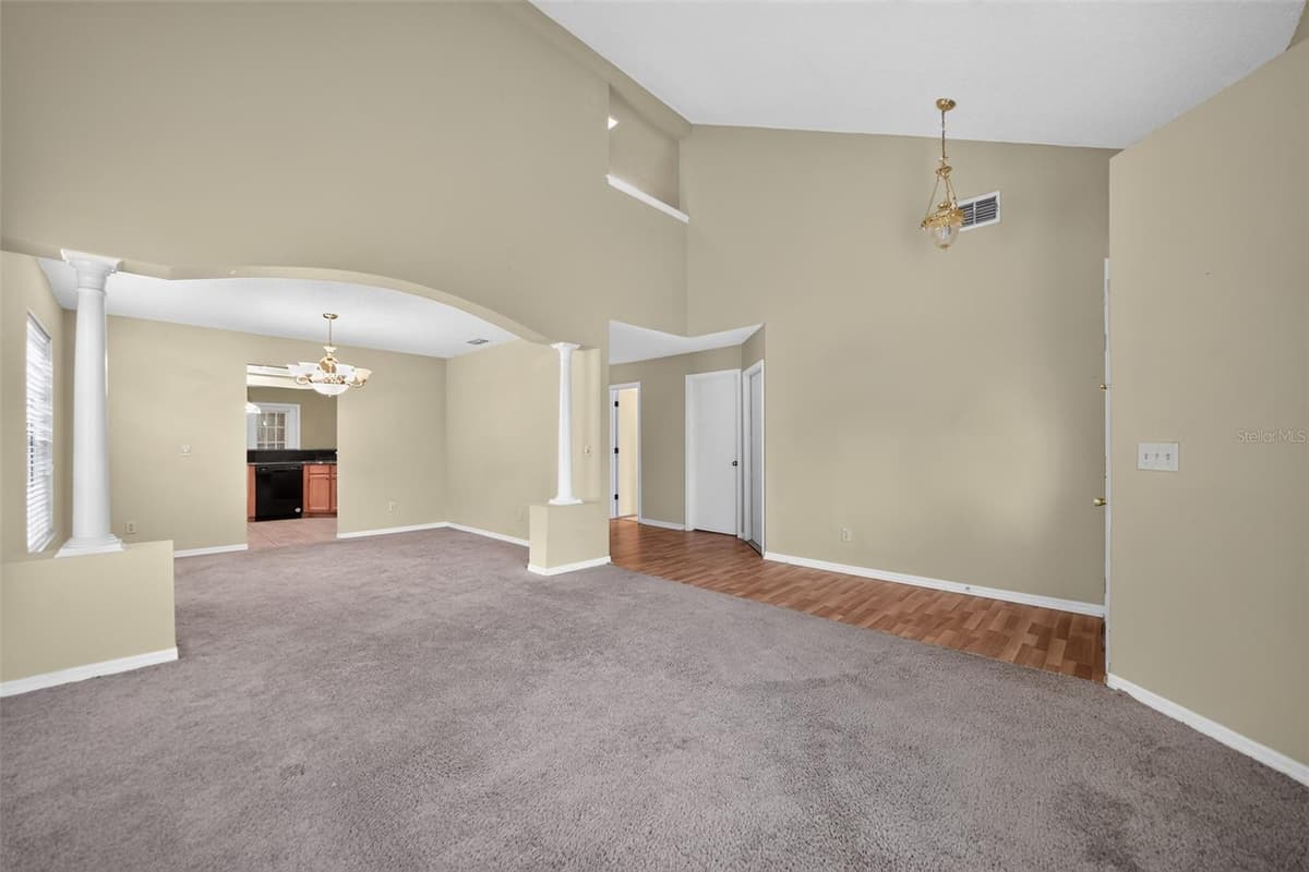 1375 AUGUSTA NATIONAL BOULEVARD — photo 6 of 30