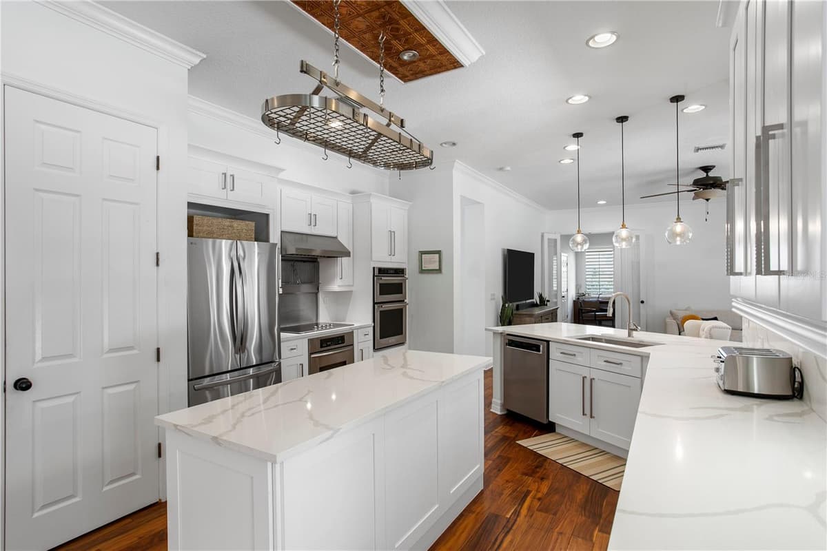 2113 CLIMBING IVY DRIVE — photo 13 of 74