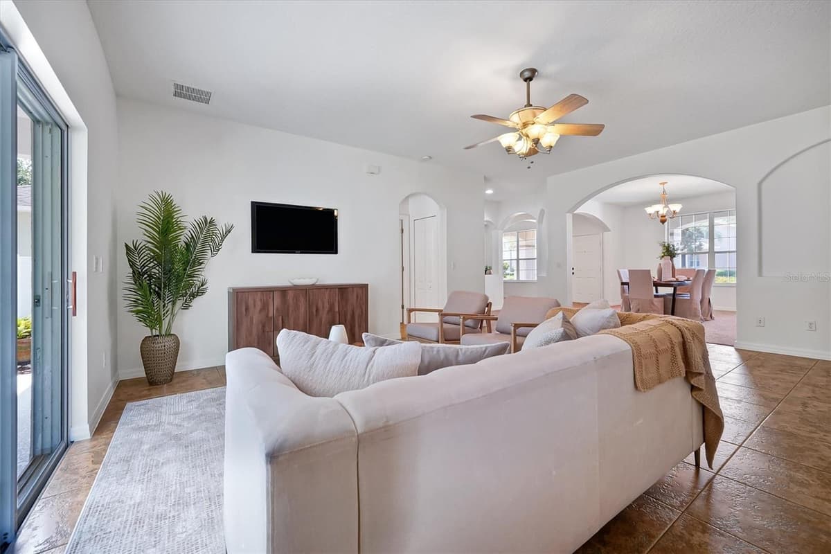 554 PALIO COURT — photo 5 of 65