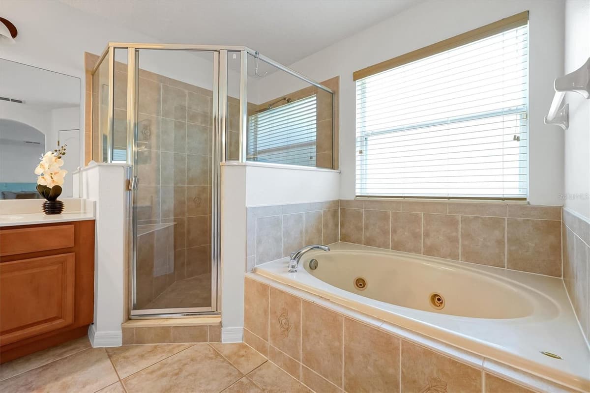 554 PALIO COURT — photo 23 of 65
