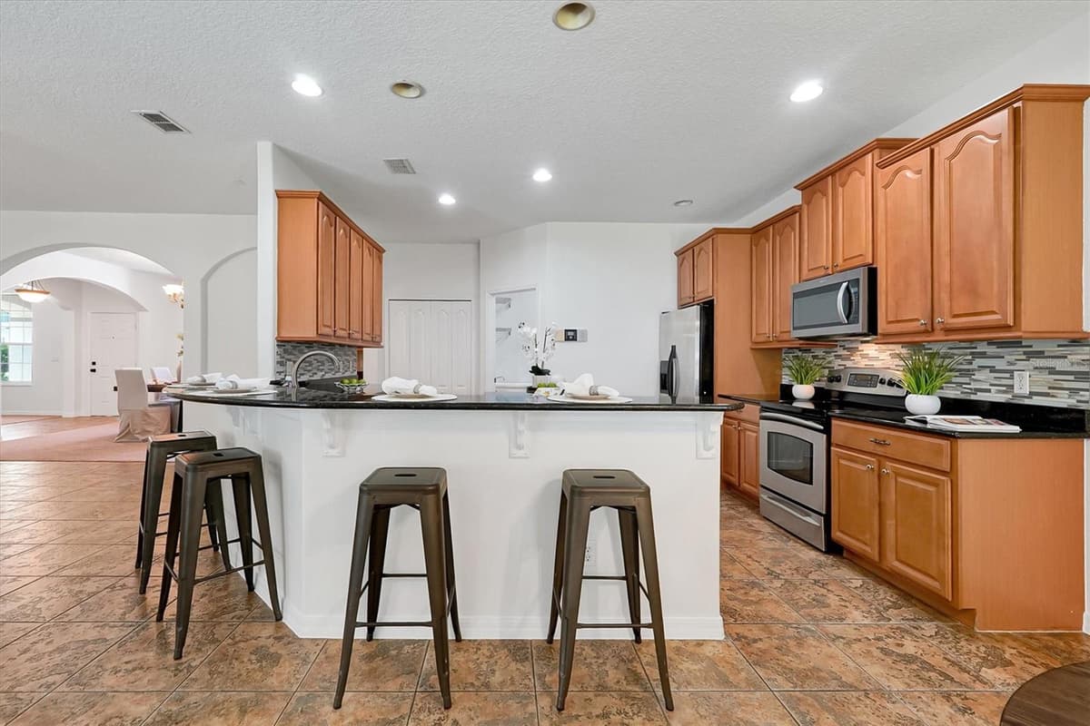 554 PALIO COURT — photo 7 of 65