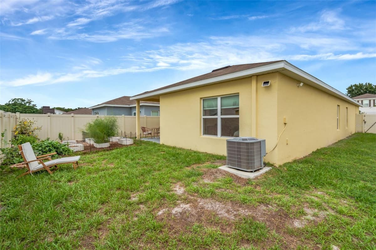 35088 JOMAR AVENUE — photo 34 of 37