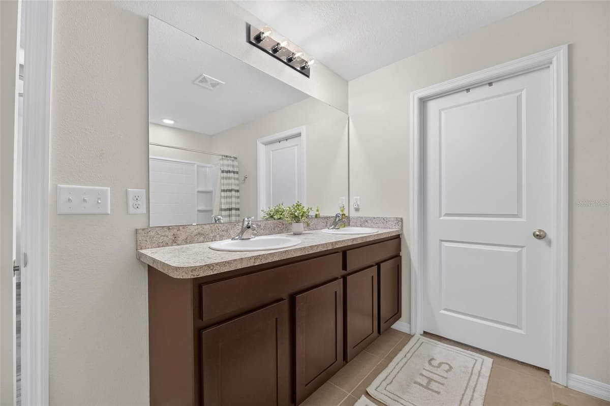 8115 HARWICH PORT LANE — photo 28 of 39