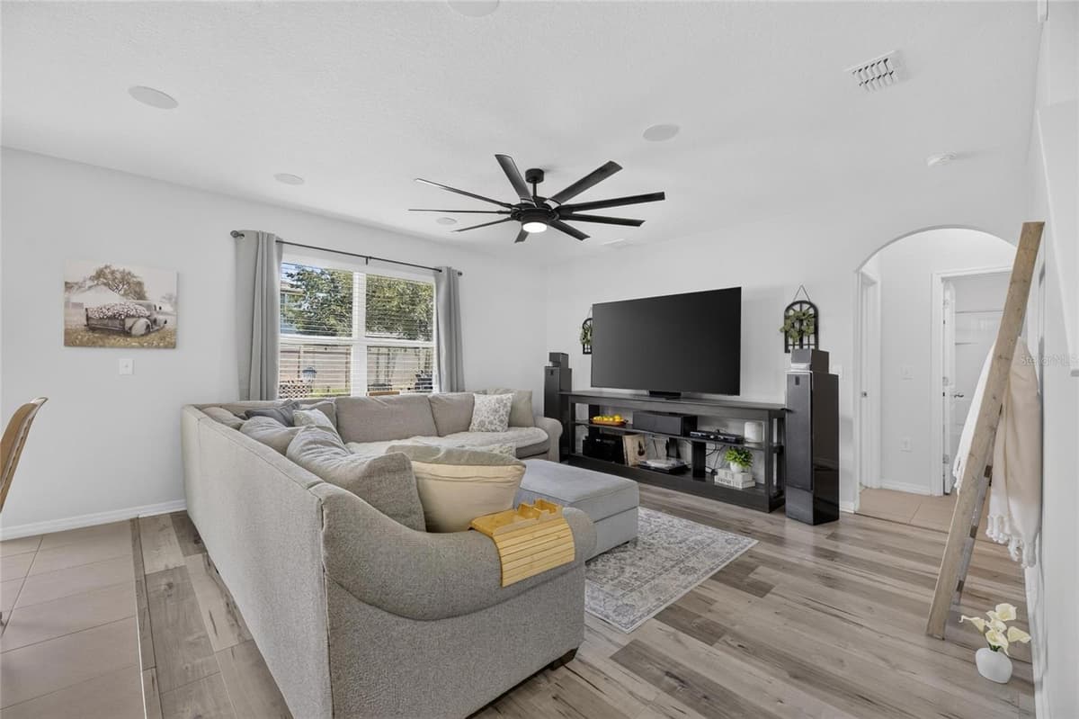 8115 HARWICH PORT LANE — photo 13 of 39