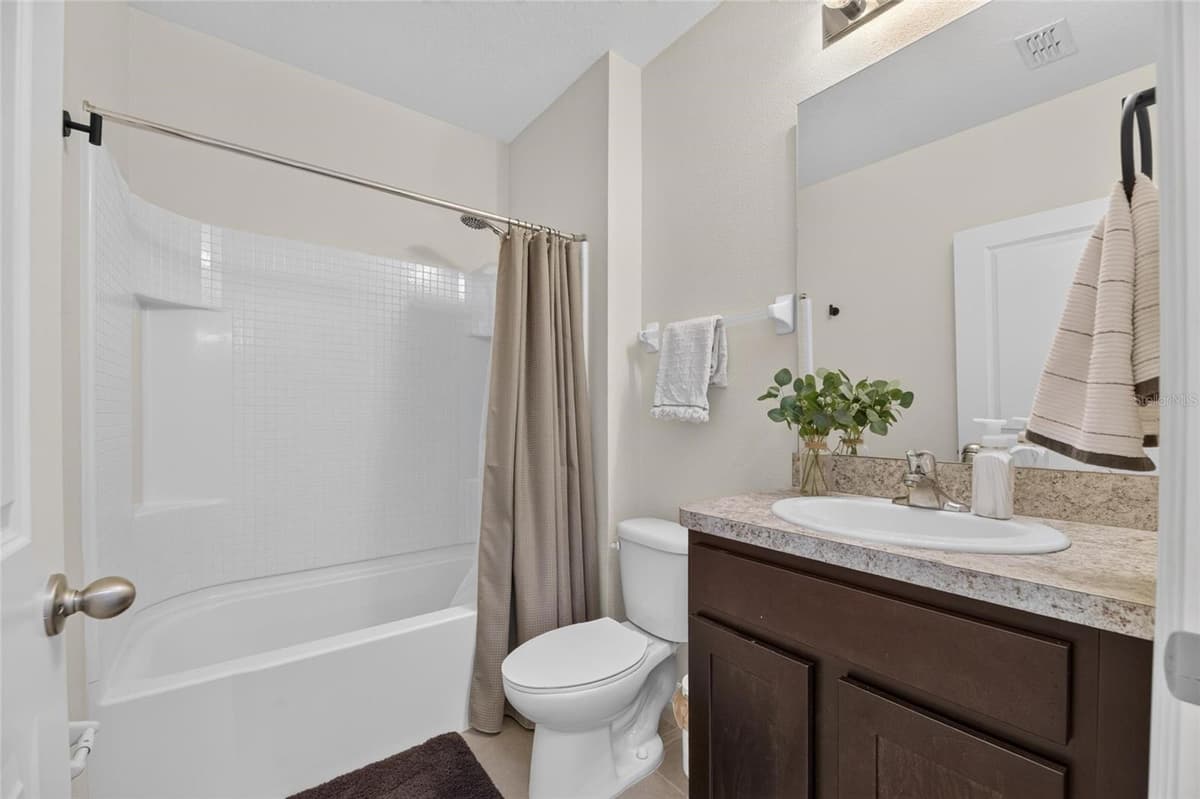 8115 HARWICH PORT LANE — photo 17 of 39
