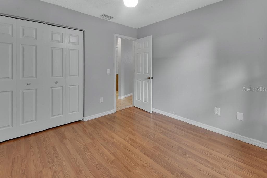 235 RETTA STREET — photo 31 of 32