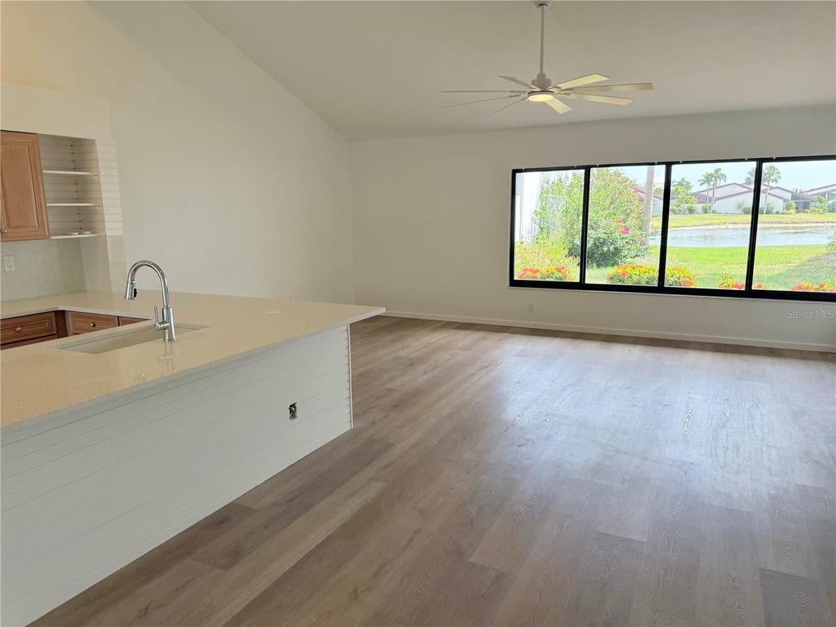 780 SARABAY ROAD — photo 11 of 54