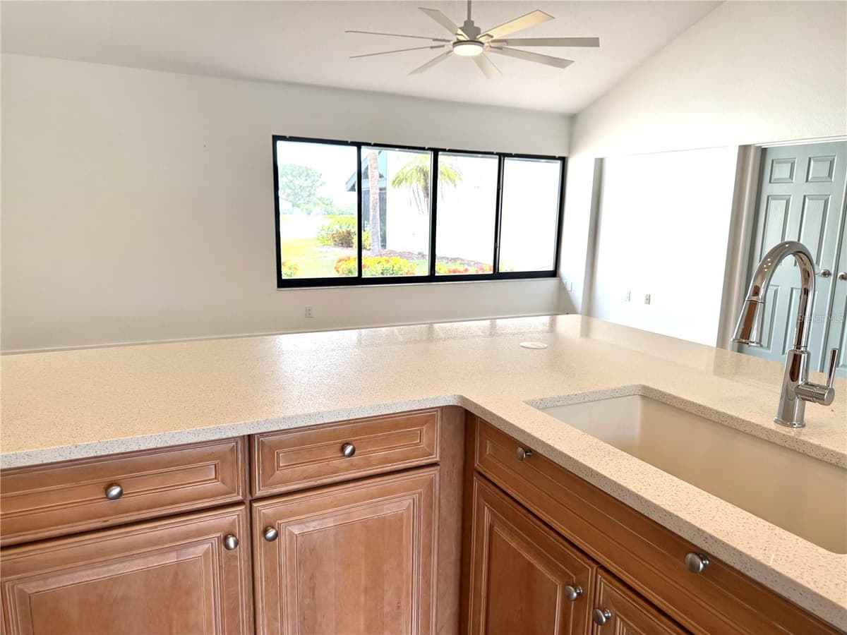 780 SARABAY ROAD — photo 14 of 54