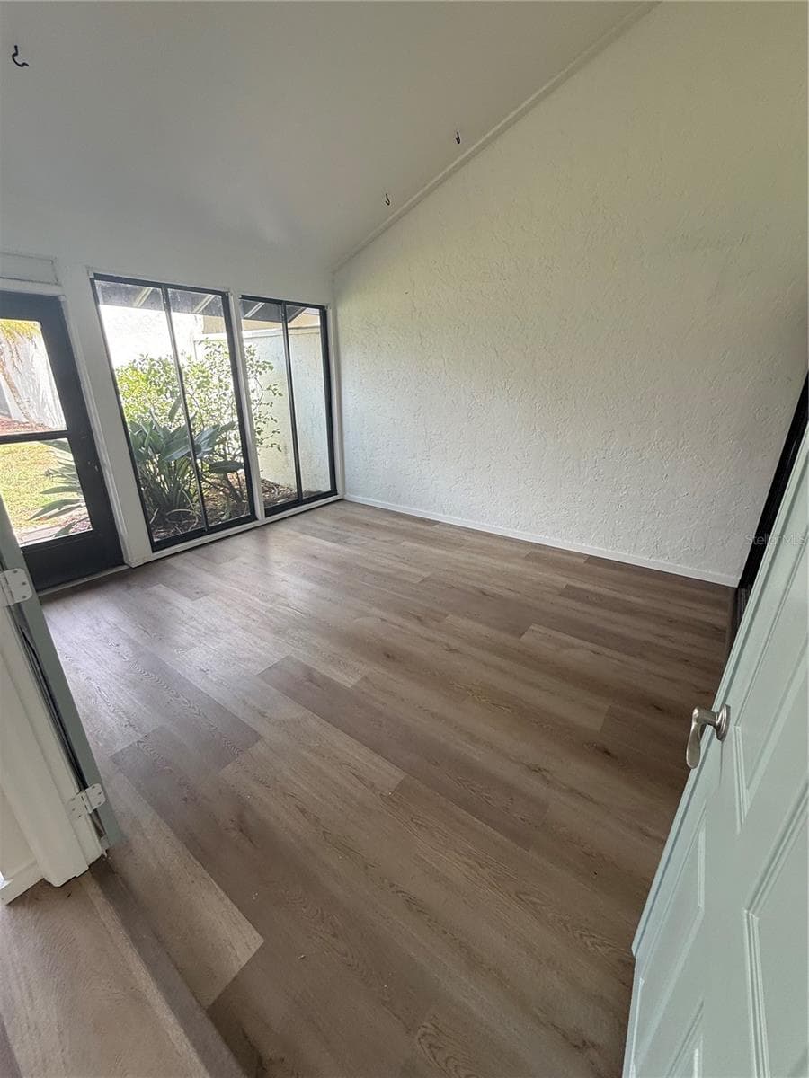 780 SARABAY ROAD — photo 20 of 54