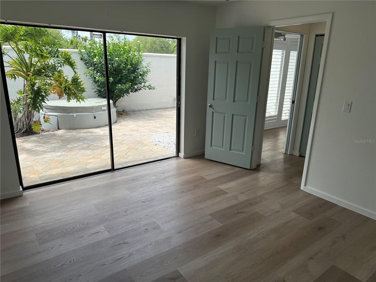 780 SARABAY ROAD — photo 27 of 54