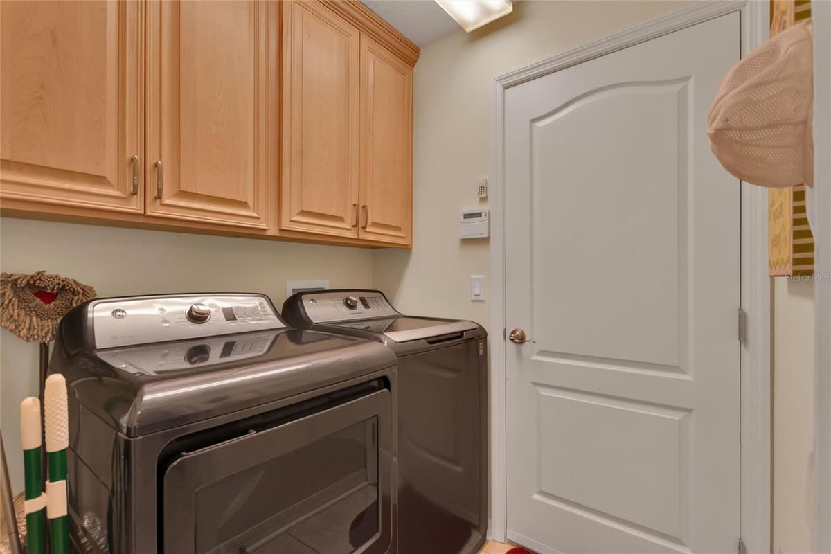 4132 MARTINDALE LOOP — photo 23 of 60
