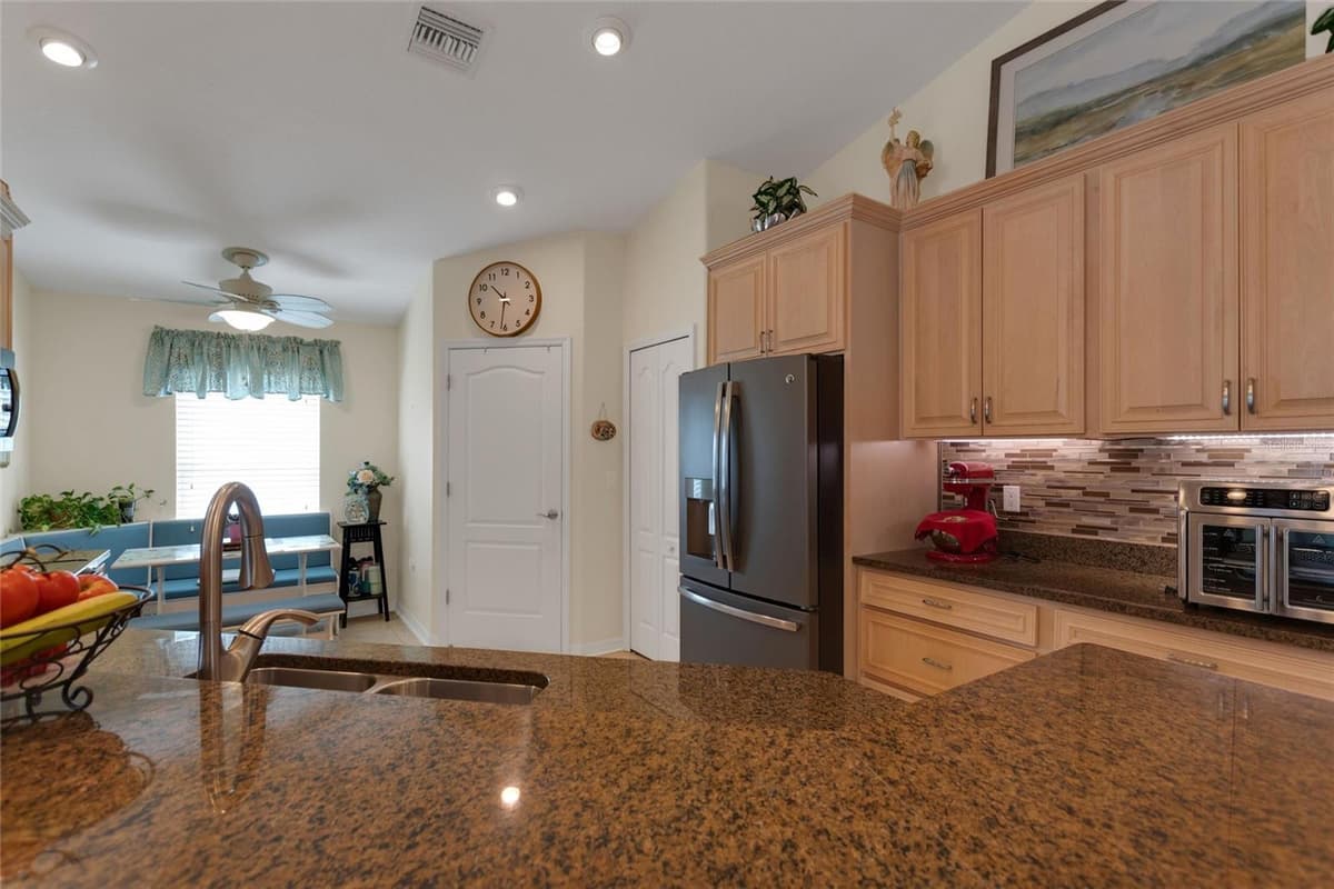 4132 MARTINDALE LOOP — photo 19 of 60
