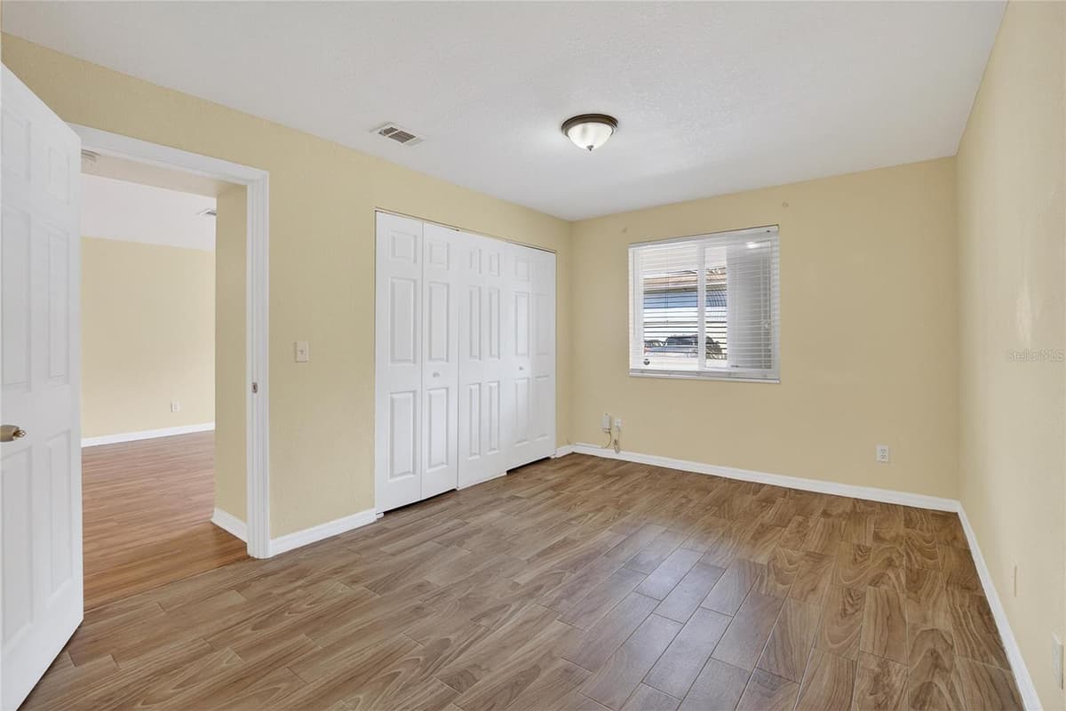 202 RED MAPLE PLACE — photo 23 of 58
