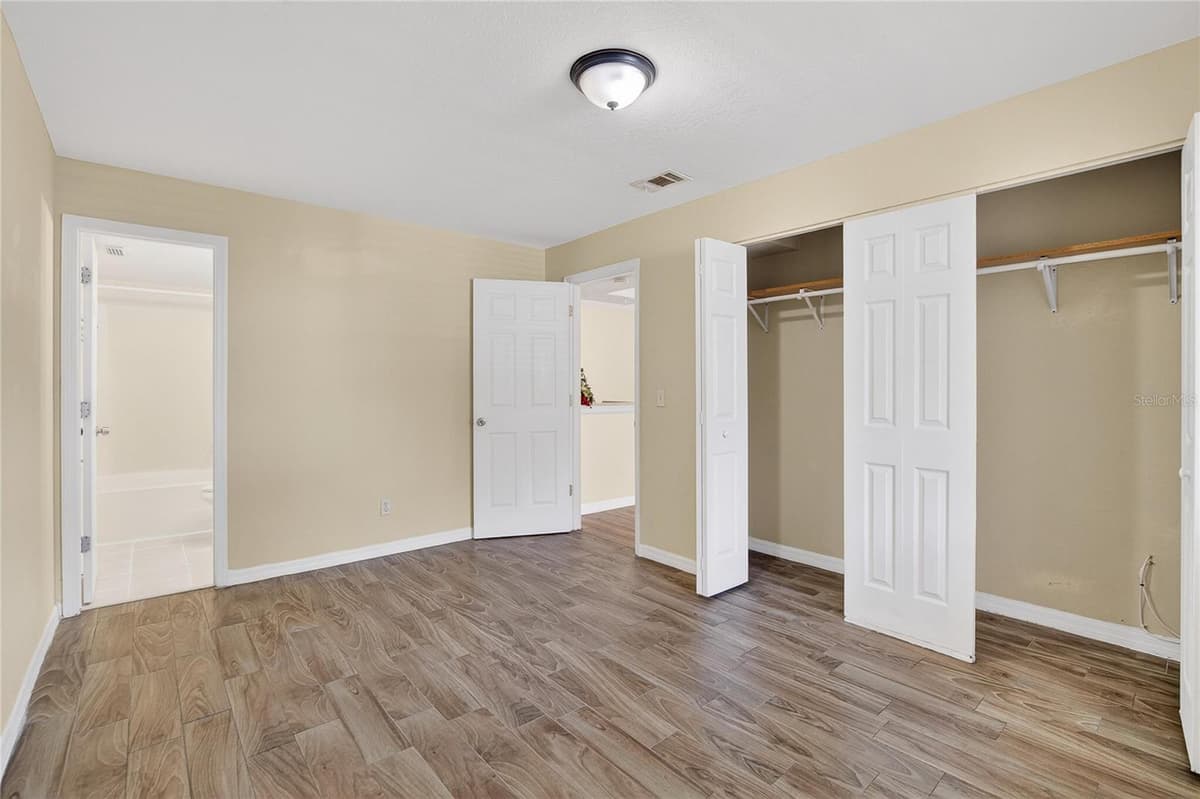 202 RED MAPLE PLACE — photo 24 of 58