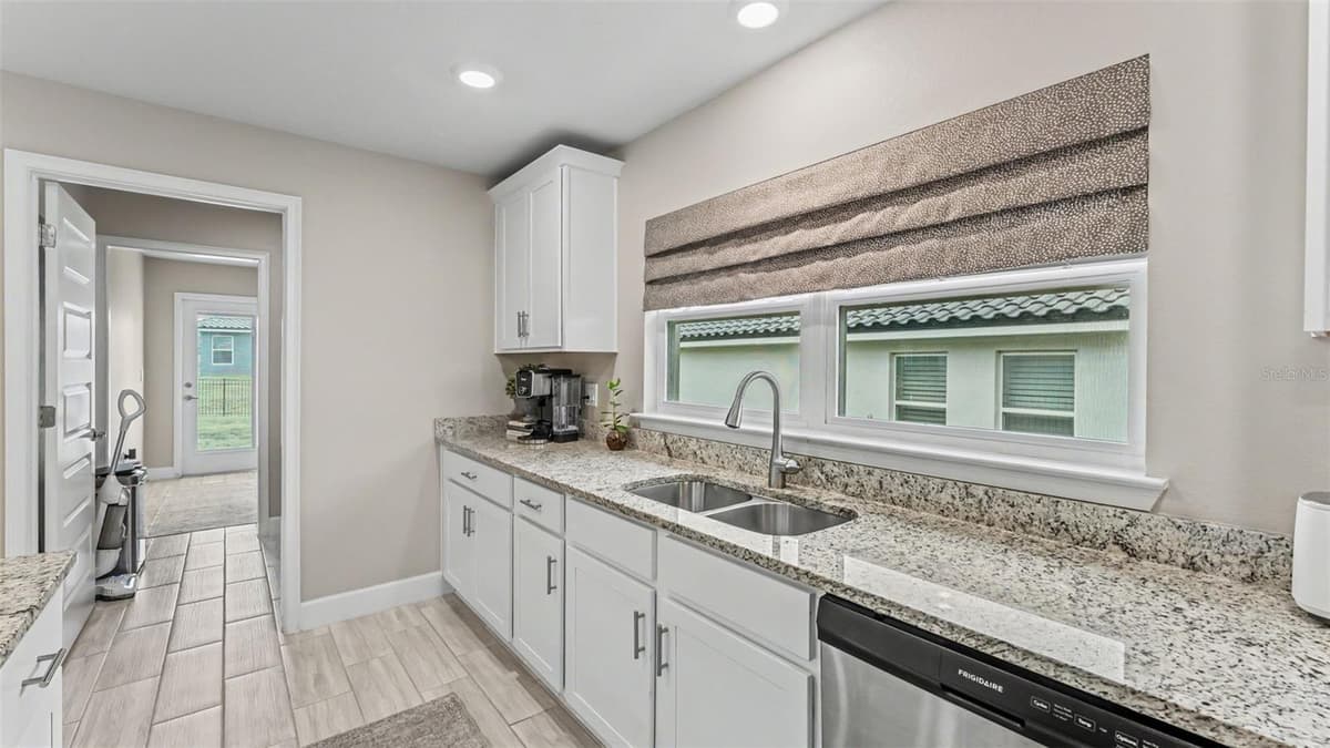 5280 TENNESSEE RIDGE COURT — photo 9 of 51