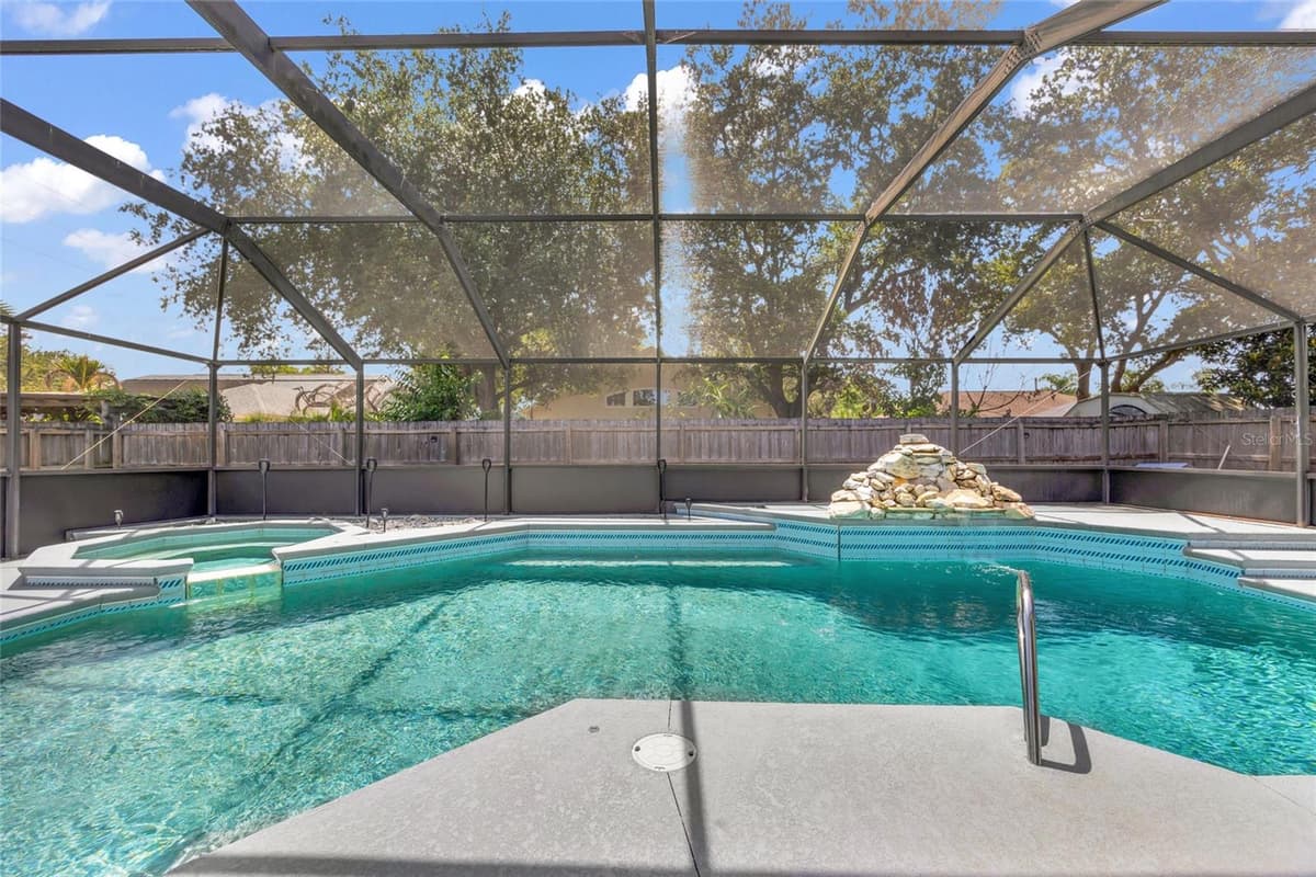 2400 WOLF CREEK DRIVE — photo 20 of 35
