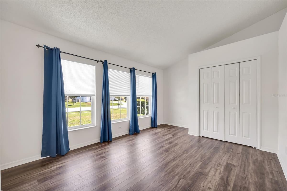 2400 WOLF CREEK DRIVE — photo 21 of 35