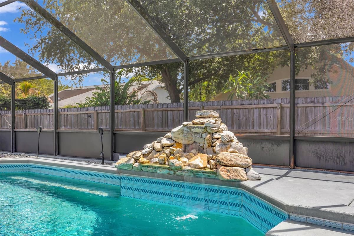 2400 WOLF CREEK DRIVE — photo 19 of 35