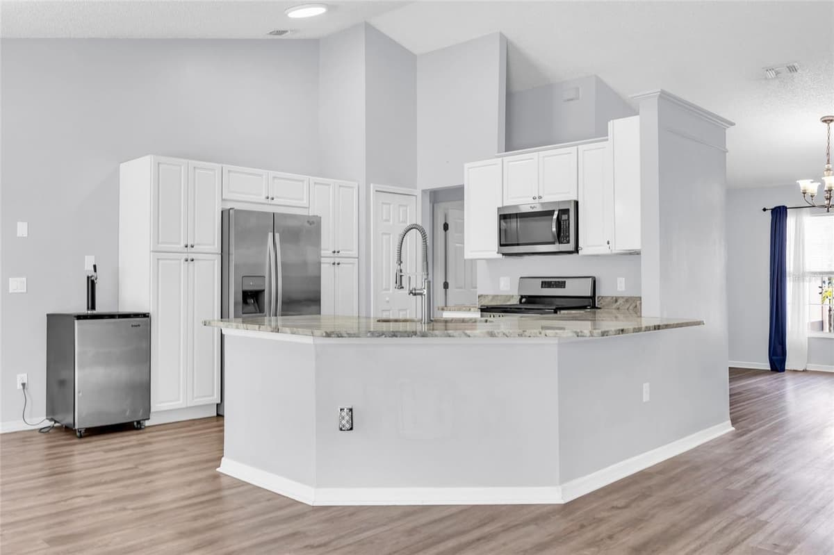 2400 WOLF CREEK DRIVE — photo 11 of 35