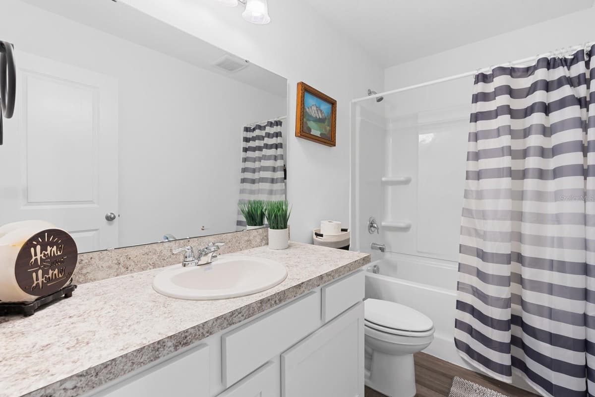 38465 HONEYSUCKLE DRIVE — photo 19 of 47