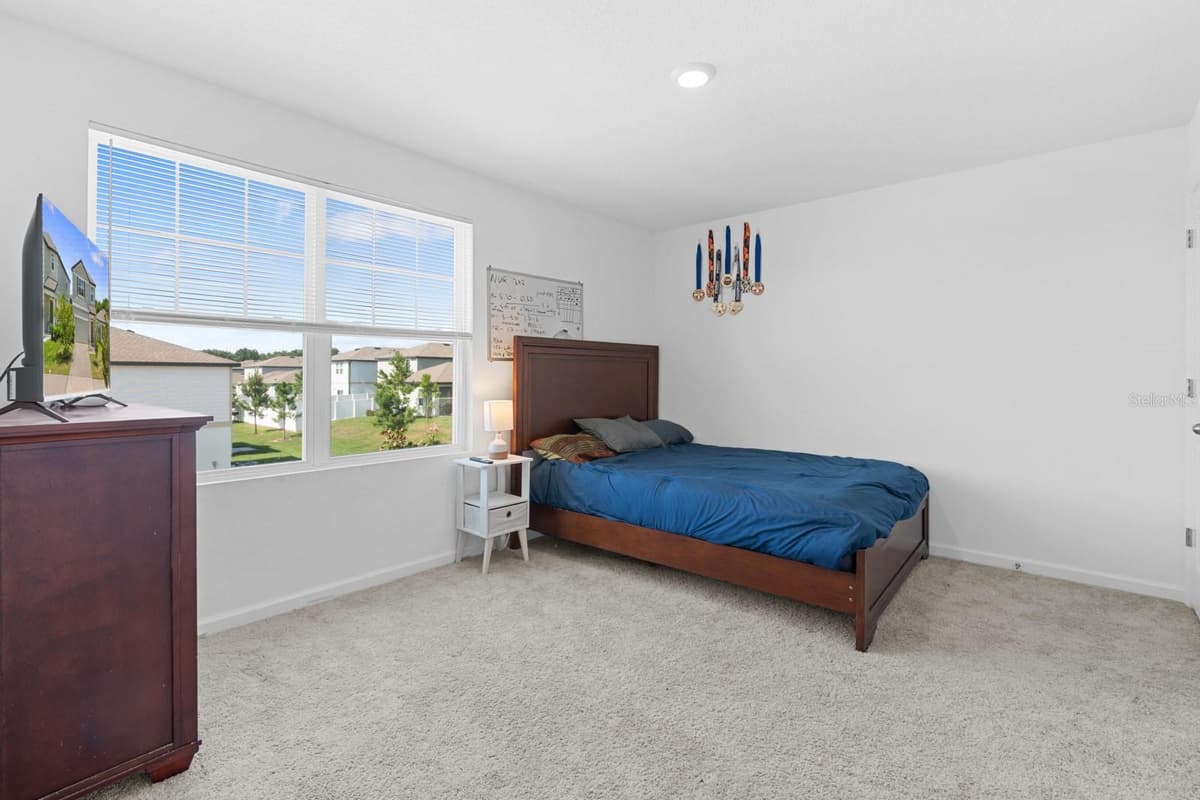 38465 HONEYSUCKLE DRIVE — photo 16 of 47