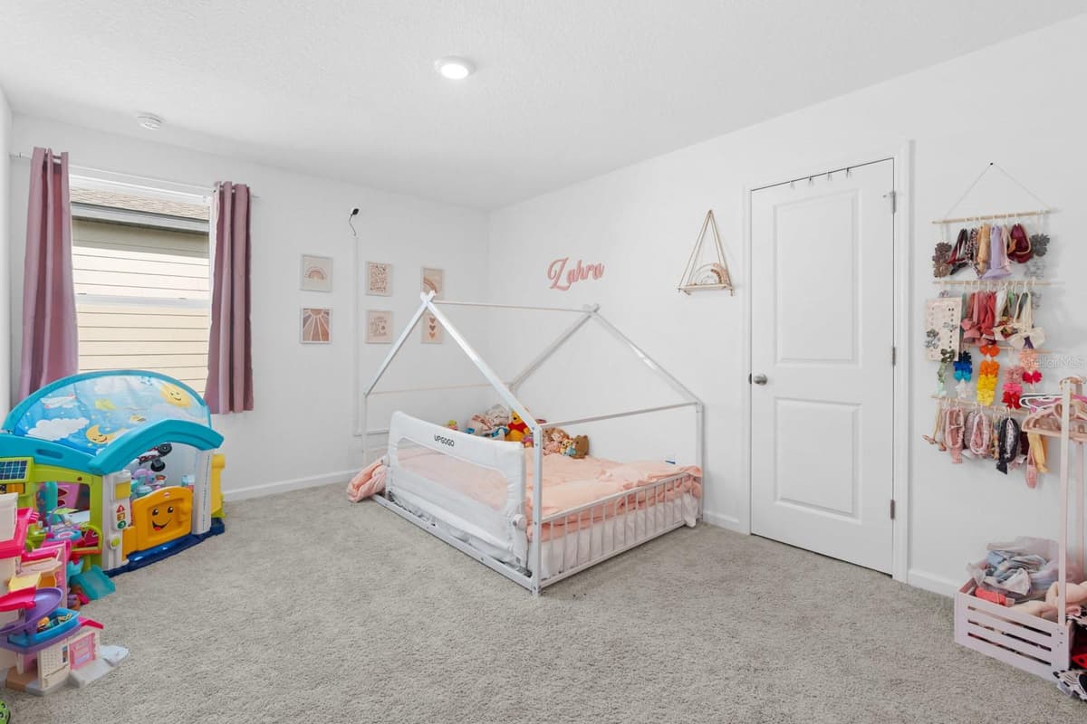 38465 HONEYSUCKLE DRIVE — photo 17 of 47