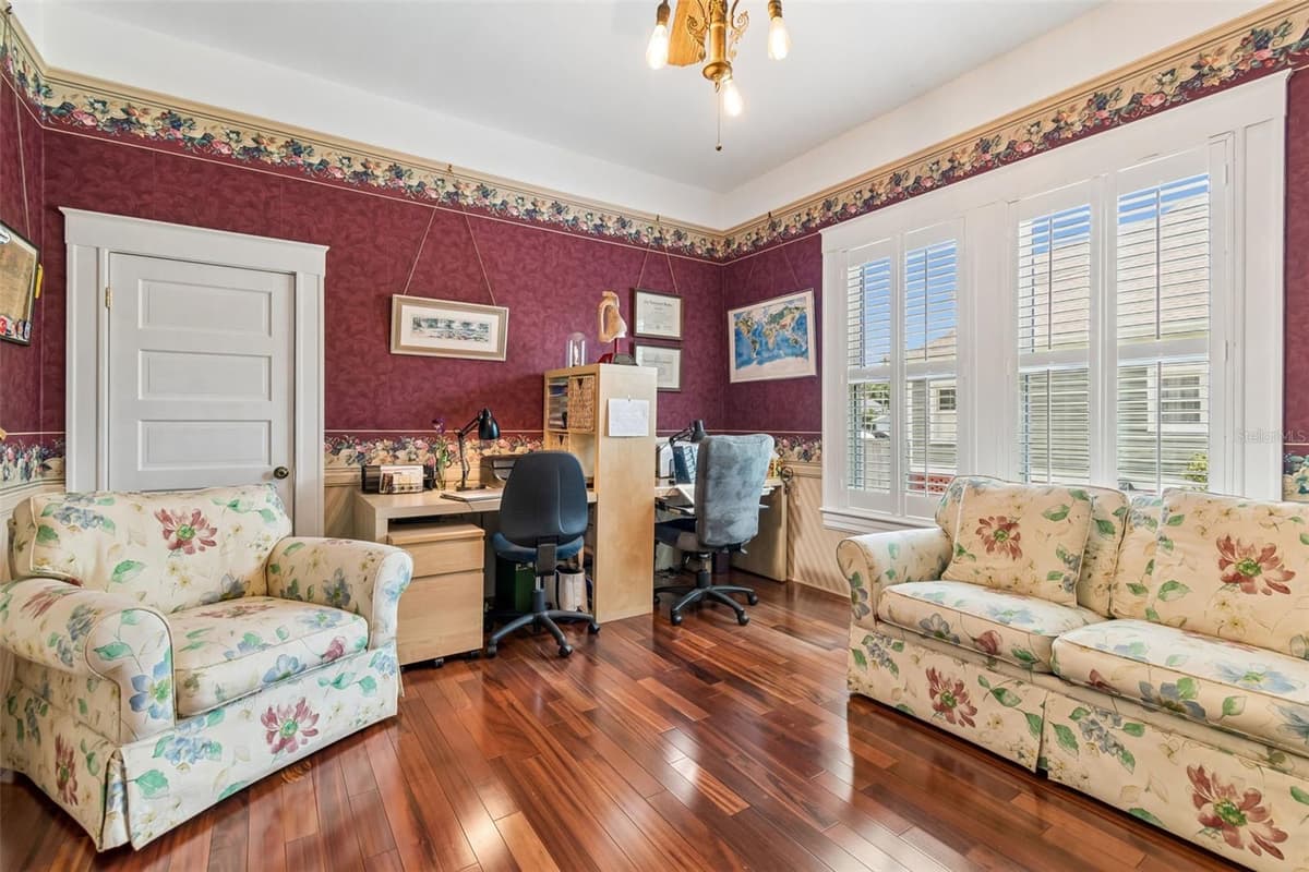 703 EVERS STREET — photo 18 of 96