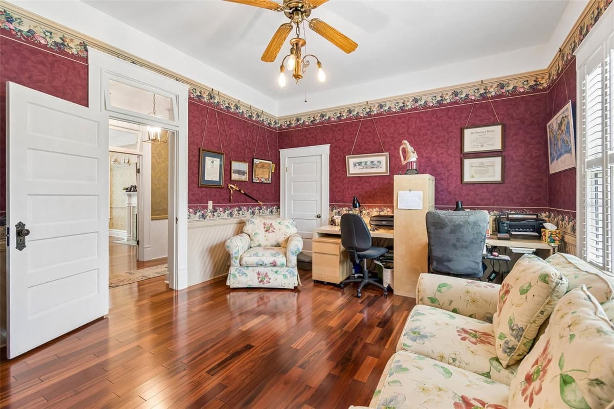 703 EVERS STREET — photo 19 of 96
