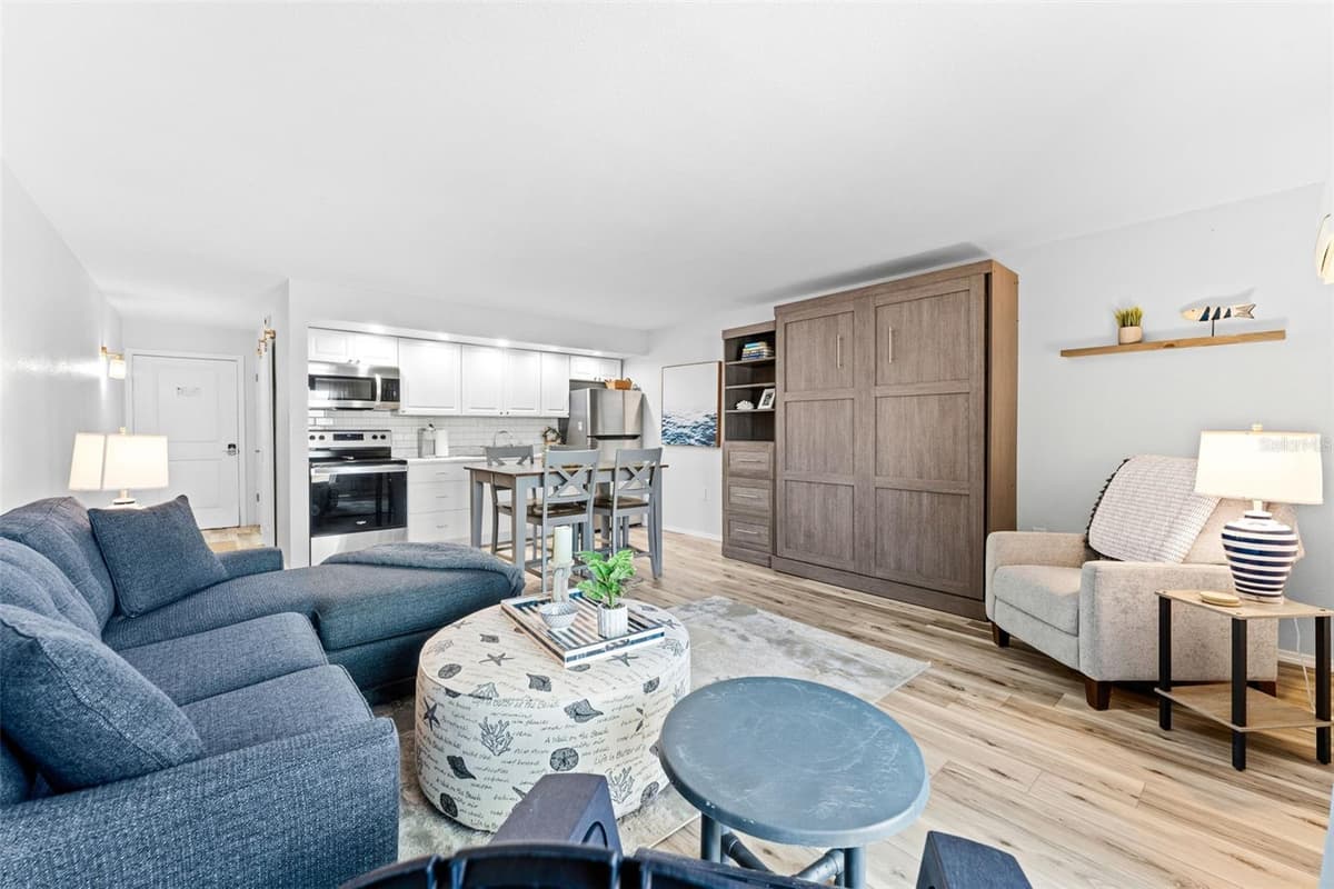 3700 ATLANTIC AVENUE — photo 4 of 25