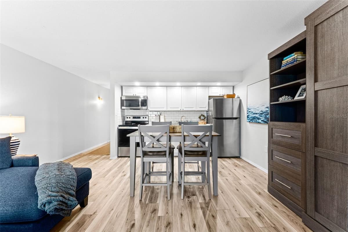 3700 ATLANTIC AVENUE — photo 8 of 25