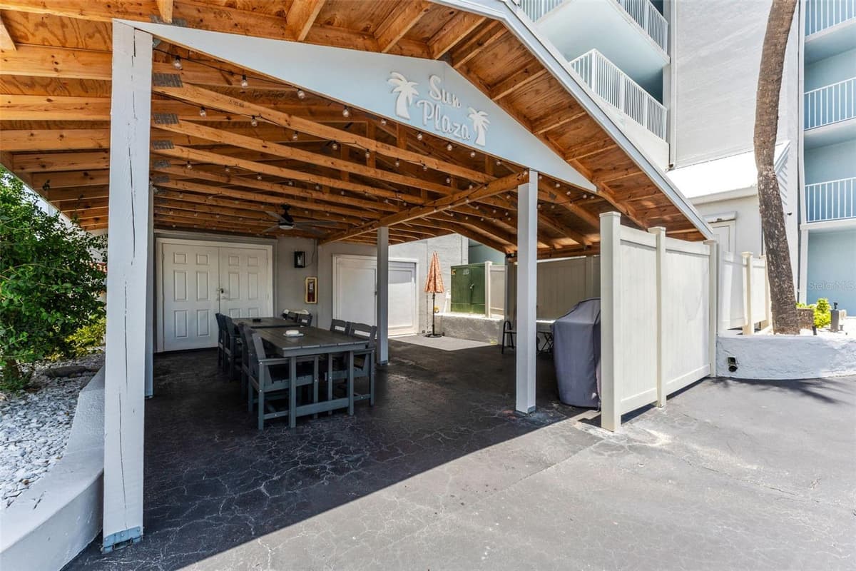 3700 ATLANTIC AVENUE — photo 18 of 25