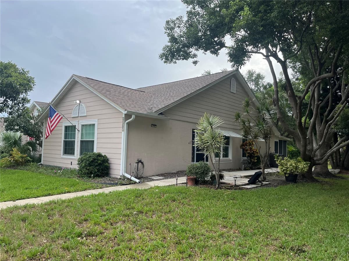 2387 BENTLEY DRIVE — photo 1 of 17